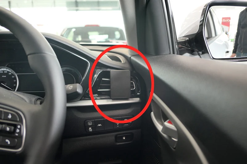 ProClip Fahrzeughalter für Rechtslenker 605623 - Rechtsbefestigung - Kia Niro 20-22