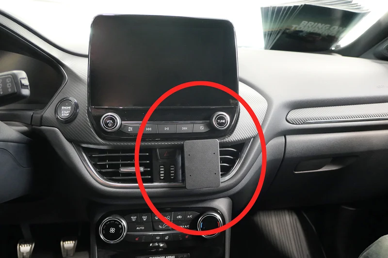 ProClip Fahrzeughalter 855611 - Winkelbefestigung - Ford Puma 20-25