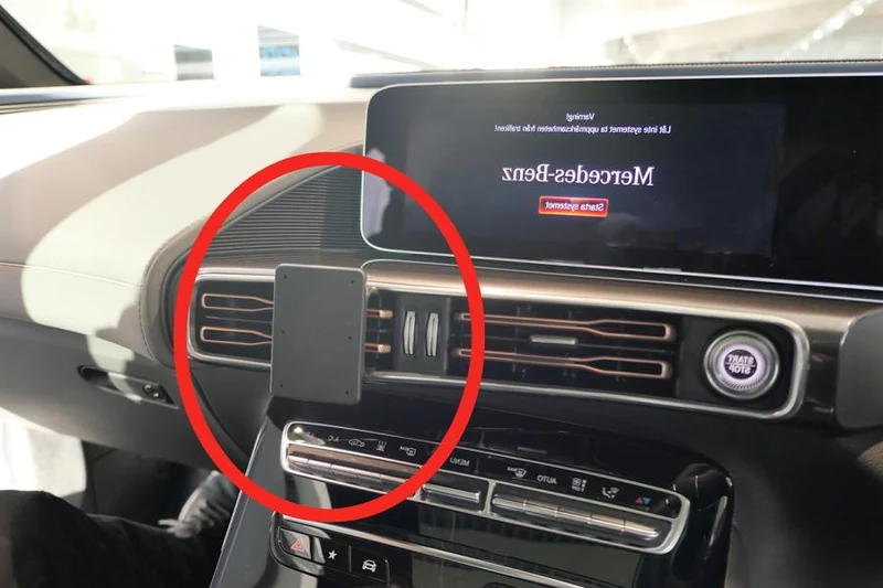 ProClip Fahrzeughalter für Rechtslenker 655602 - Winkelbefestigung - Mercedes Benz EQC 20-24