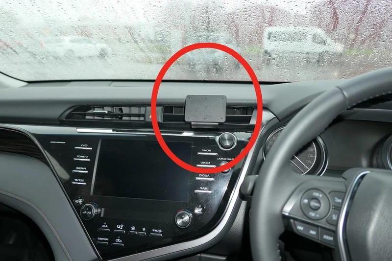 ProClip Fahrzeughalter für Rechtslenker 655558 - Mittelbefestigung - Toyota Camry 19-21
