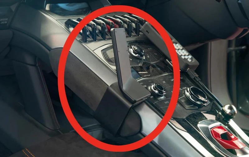ProClip Fahrzeughalter für Rechtslenker 655555 - Winkelbefestigung - Lamborghini Huracan 16-23