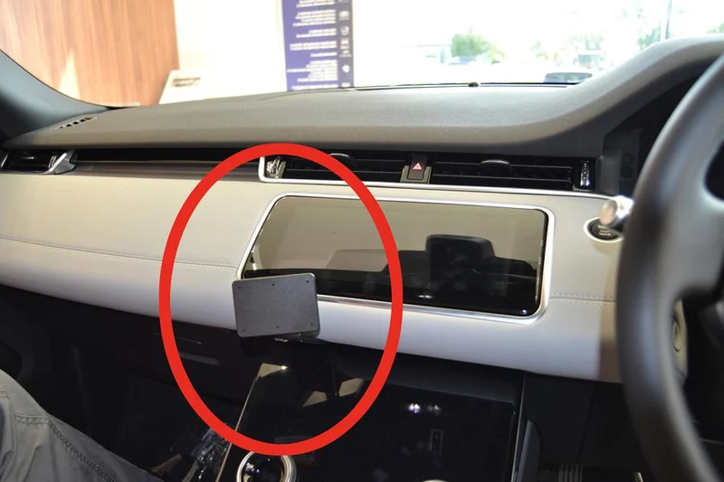 ProClip Fahrzeughalter für Rechtslenker 655542 - Winkelbefestigung- NUR für Modelle mit schwenkbarem Display NICHT fix - Land Rover Range Rover Evoque 19-23