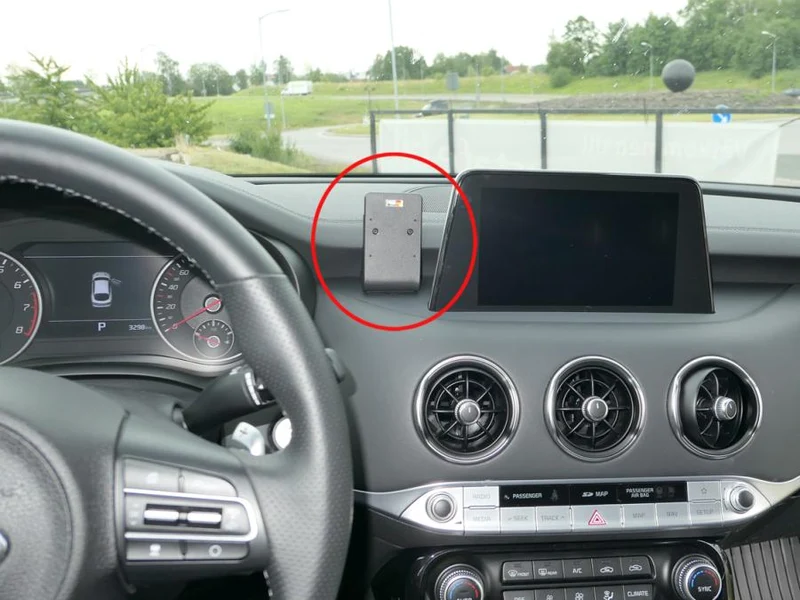 ProClip Fahrzeughalter 855548 - Mittelbefestigung - Kia Stinger 18-23