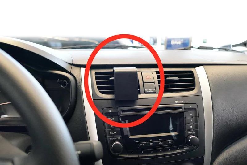 ProClip Fahrzeughalter 855502 - Mittelbefestigung - Suzuki Celerio 15-22