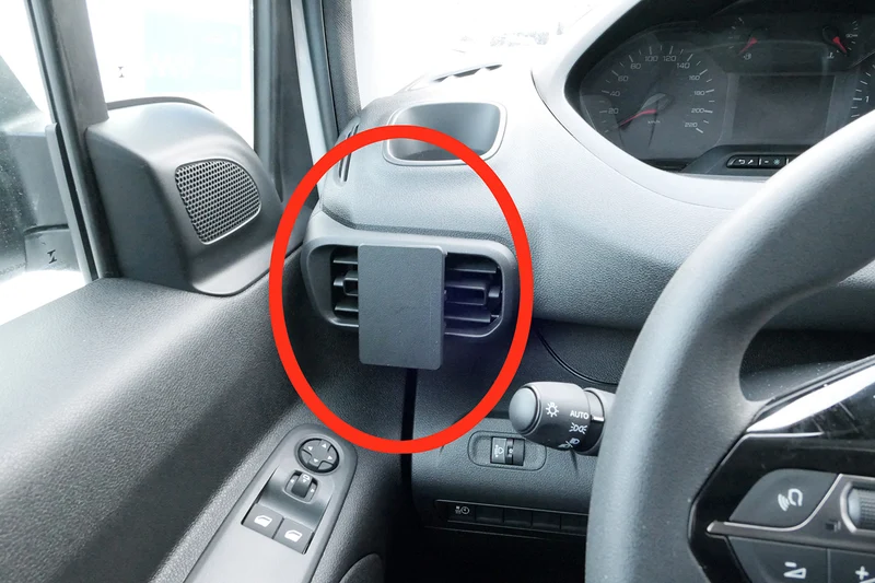 ProClip Fahrzeughalter 805488 - Linksbefestigung - Citroen Berlingo III 19-24, Opel Combo 19-24, Peugeot Partner 19-24 und weitere