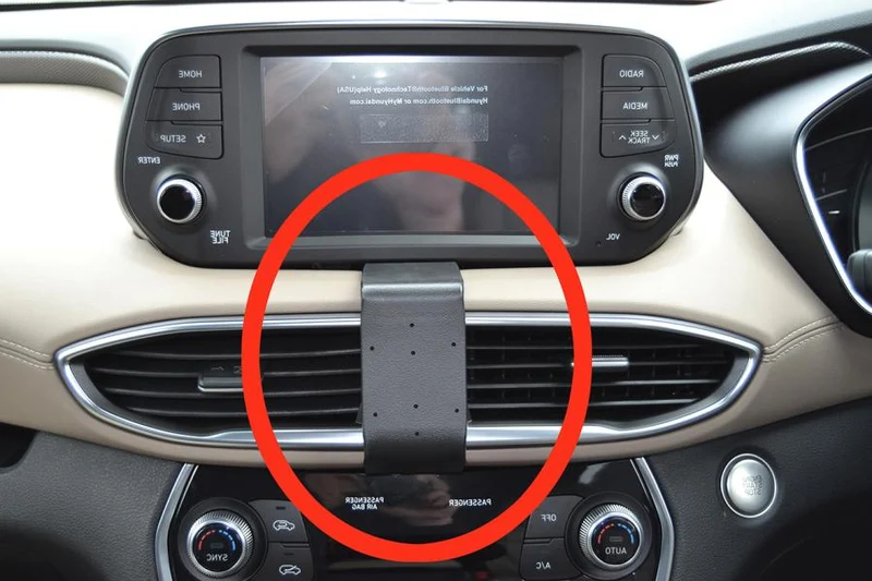 ProClip Fahrzeughalter für Rechtslenker 655468 - Mittelbefestigung - Hyundai Santa Fe 19-21