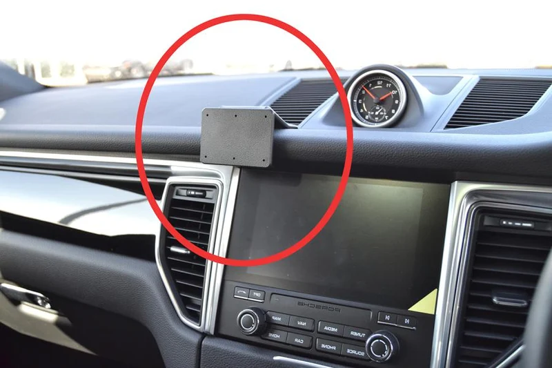 ProClip Fahrzeughalter für Rechtslenker 655387 - Mittelbefestigung - Porsche Macan 15-19