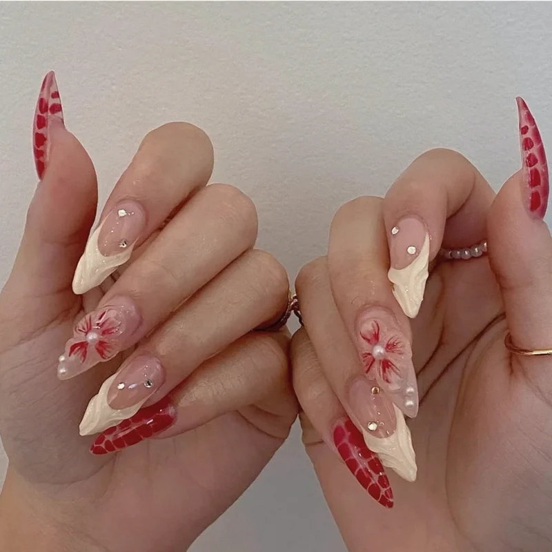 Künstlerische Florale und Textur Stiletto Nagelverlängerungen Karnz