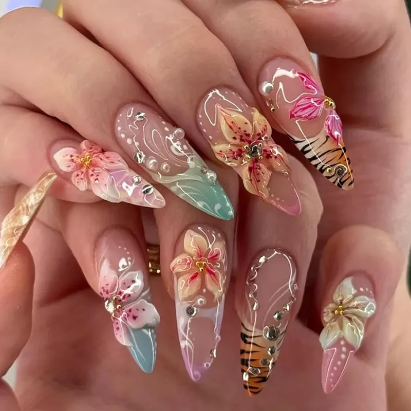 Floral Art Stiletto Nagelverlängerungen Karnz