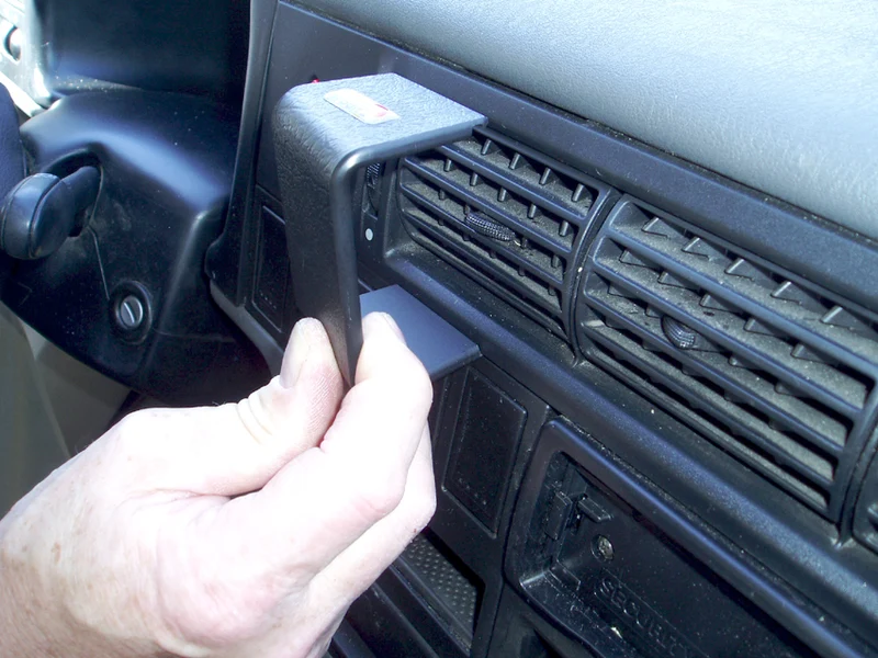 ProClip Fahrzeughalter 852296 - Mittelbefestigung - Volkswagen Caravelle 96-03, Volkswagen T4 Transporter/Pickup 96-02