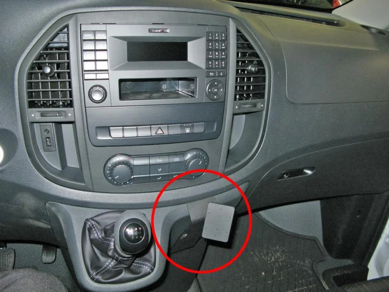 ProClip Fahrzeughalter 855063 - Winkelbefestigung- NICHT für Modelle mit Getränkehalter. - Mercedes Benz Vito 15-23
