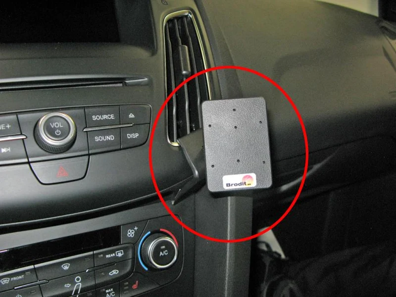ProClip Fahrzeughalter 855066 - Winkelbefestigung - Ford Focus 15-18