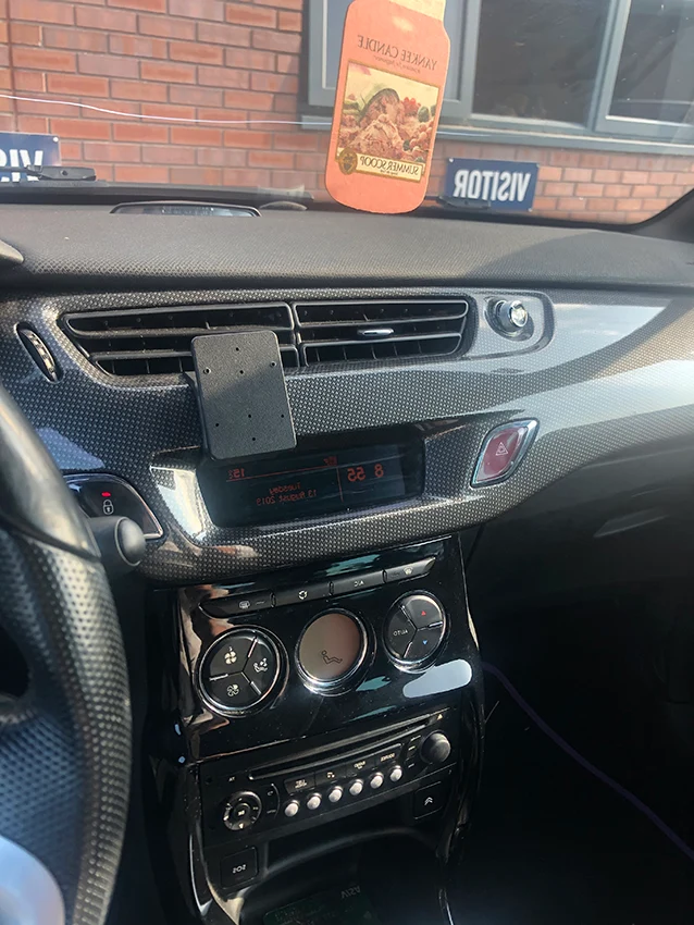 ProClip Fahrzeughalter 854453 - Mittelbefestigung- NICHT für Modelle mit Navigationsbildschirm - Citroen DS3 10-16, Citroen C3 10-16