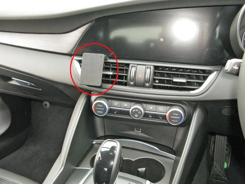 ProClip Fahrzeughalter für Rechtslenker 655253 - Mittelbefestigung - Alfa Romeo Giulia 17-25