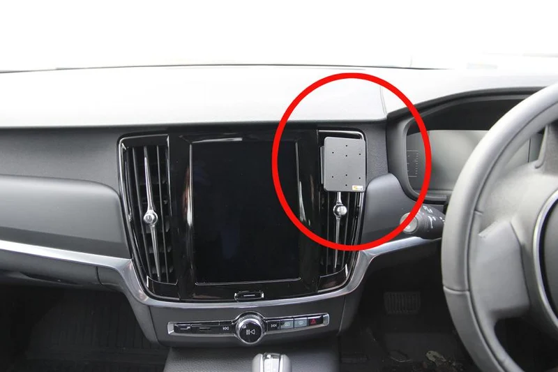 ProClip Fahrzeughalter für Rechtslenker 655246 - Mittelbefestigung, rechts - Volvo V90 17-26, Volvo V90 17-25, Volvo S90 17-25
