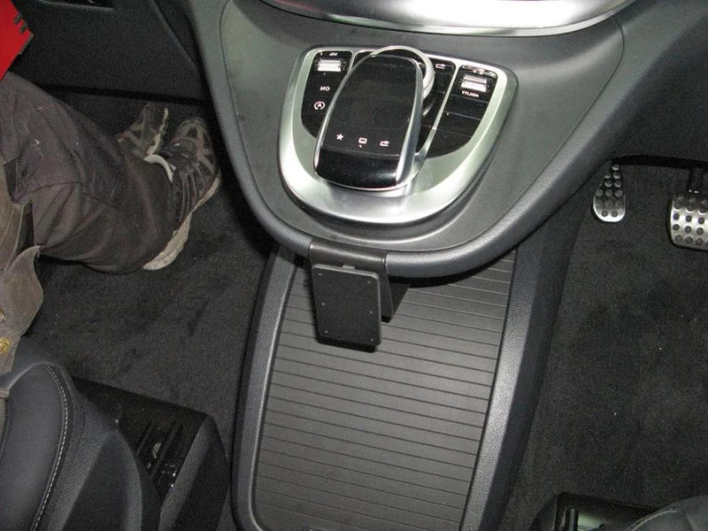 ProClip Fahrzeughalter für Rechtslenker 655188 - Mittelbefestigung, niedrig - Mercedes Benz V-Klasse 16-24