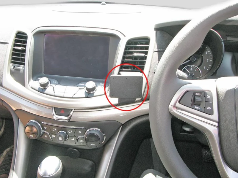 ProClip Fahrzeughalter für Rechtslenker 655180 - Mittelbefestigung - Holden Commodore VF 16-17