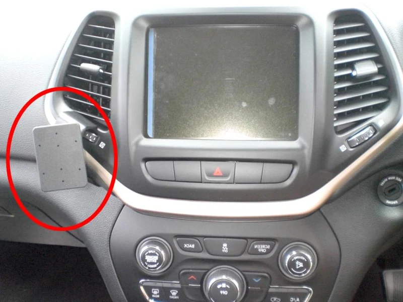 ProClip Fahrzeughalter für Rechtslenker 655026 - Winkelbefestigung - Jeep Cherokee 14-24
