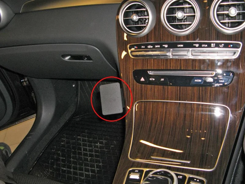 ProClip Fahrzeughalter für Rechtslenker 655161 - Winkelbefestigung - Mercedes Benz GLC-Klasse 16-22