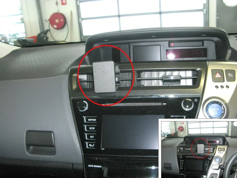 ProClip Fahrzeughalter für Rechtslenker 655084 - Mittelbefestigung - Toyota Prius + 15-20