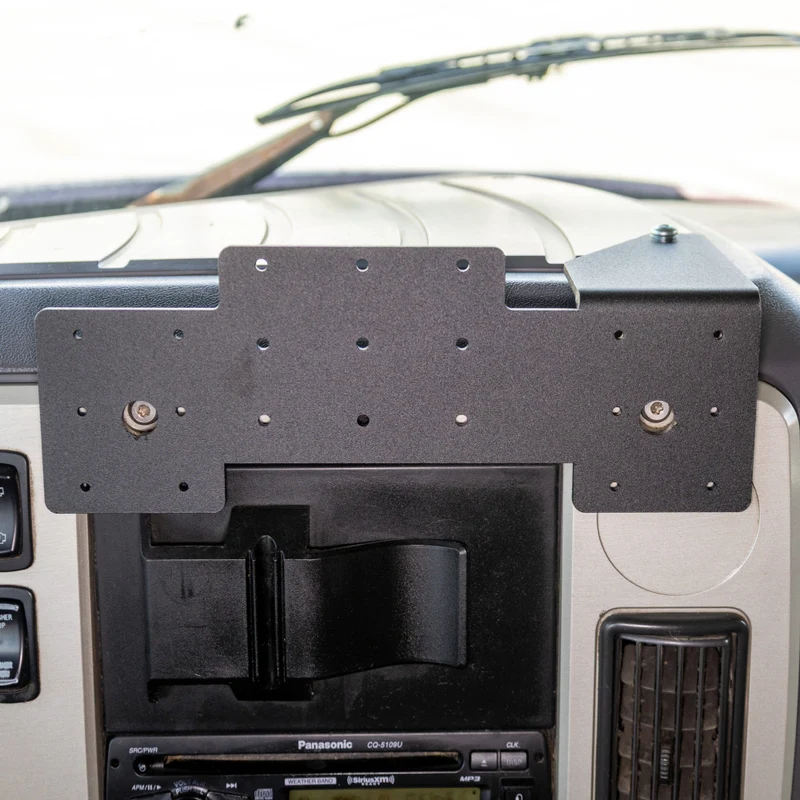 Commercial Center Dash Mount