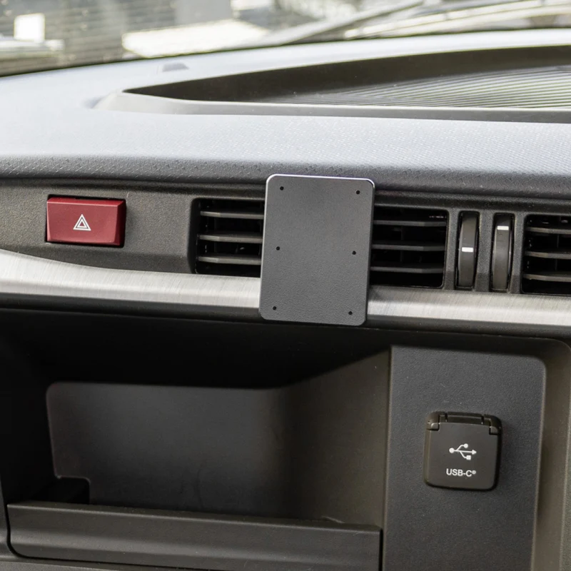 Center Dash Mount for Volvo VNL / VNR