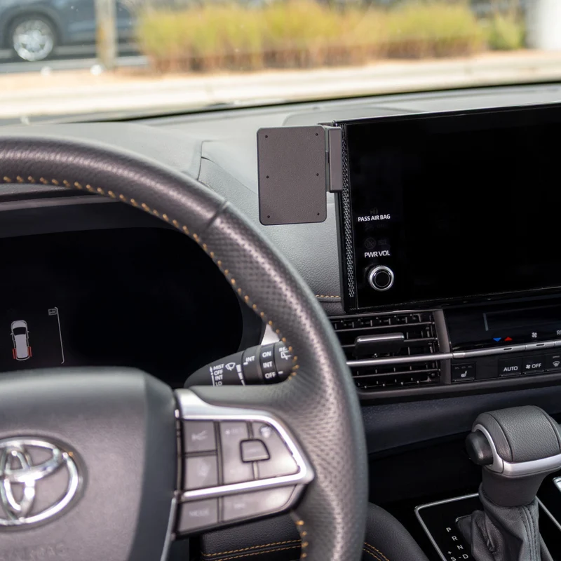 High Center Dash Mount for Toyota Sienna
