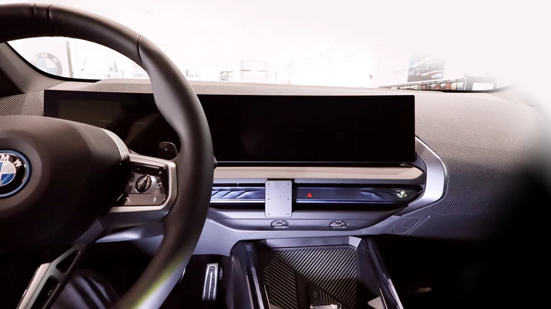 Center Dash Mount for BMW X3