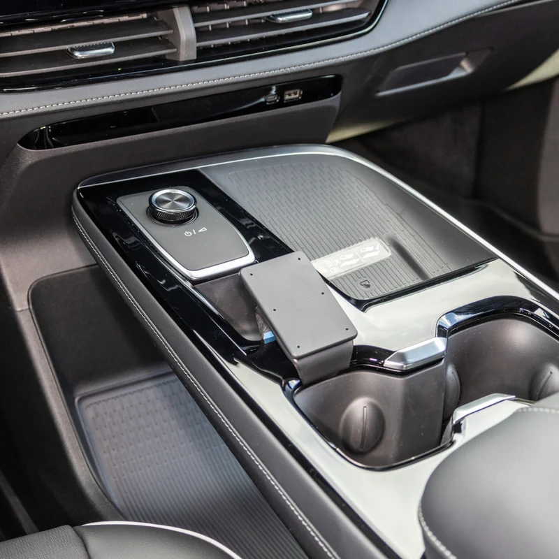 Buick Enclave Console Mount