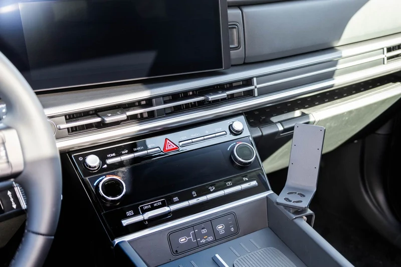 Hyundai Santa Fe Console Mount