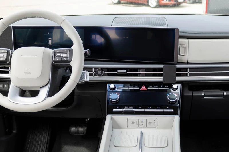 Hyundai Santa Fe Center Dash Mount