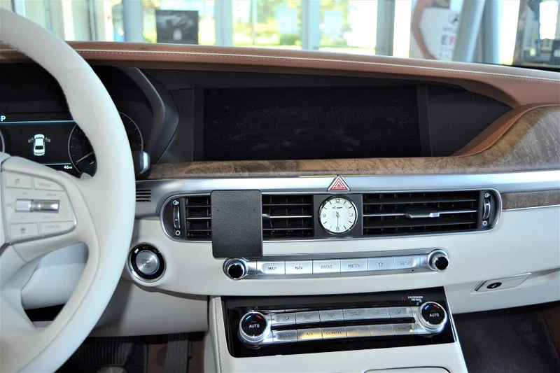 Center Dash Mount for Genesis G90