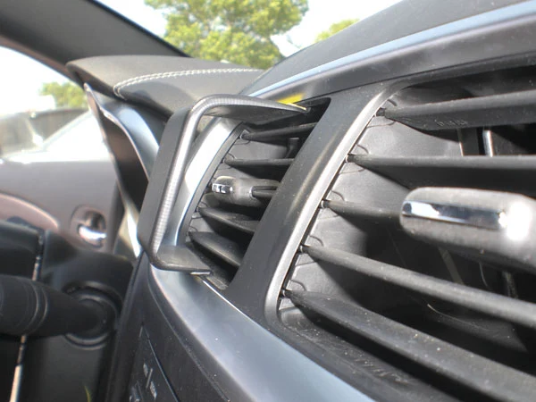 Center Dash Mount for Dodge Avenger