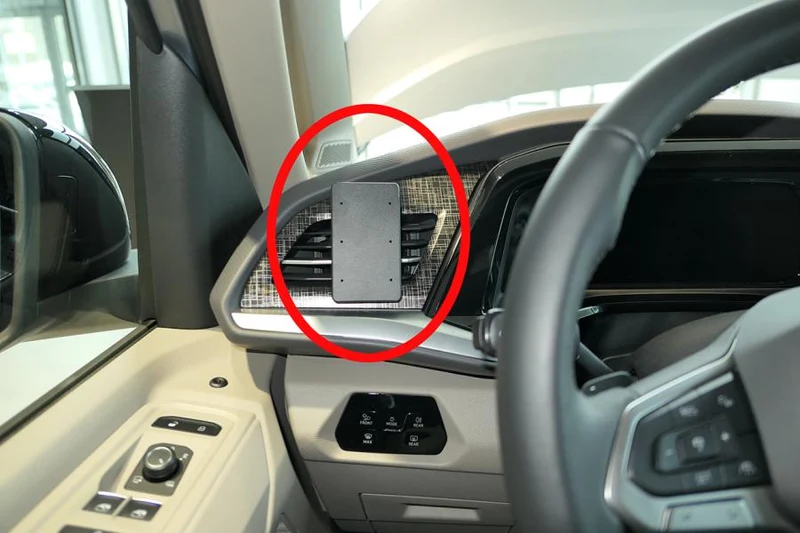 ProClip Fahrzeughalter 805737 - Linksbefestigung - Volkswagen Multivan T7 22-26, Volkswagen Multivan T7 22-25