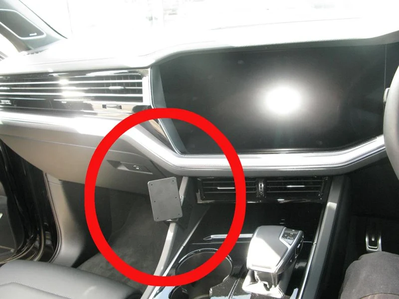 ProClip Fahrzeughalter für Rechtslenker 655424 - Winkelbefestigung - Volkswagen Touareg 19-23