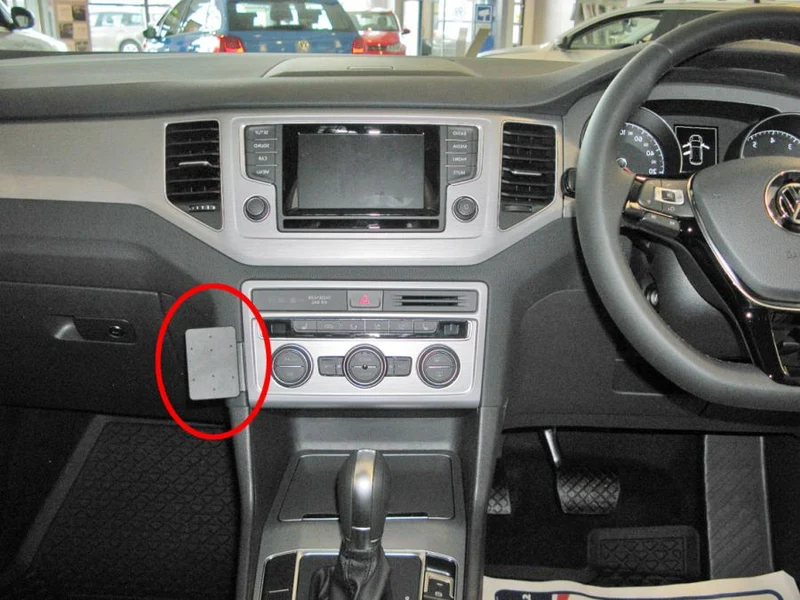 ProClip Fahrzeughalter für Rechtslenker 655030 - Winkelbefestigung - Volkswagen Golf SV 15-21