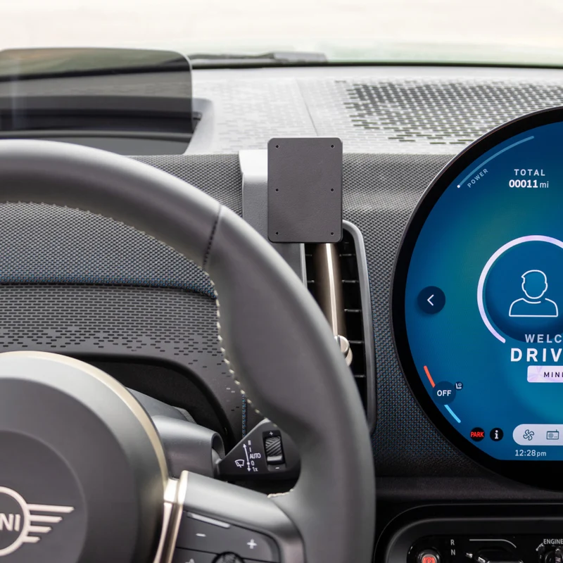 Mini Countryman Center Dash Mount