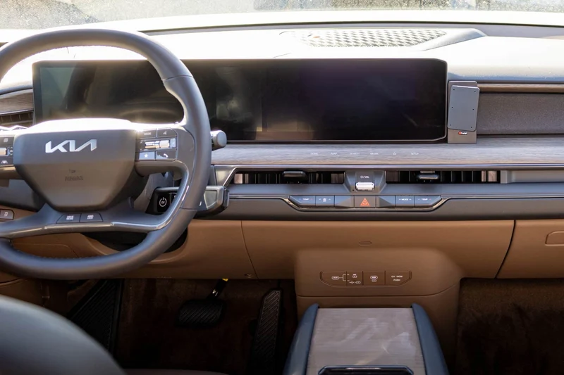KIA EV9 Center Dash Mount