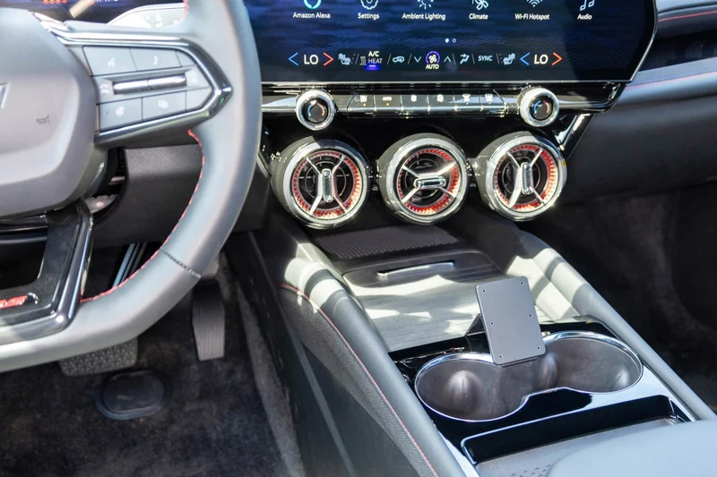 Chevrolet Blazer EV Console Mount