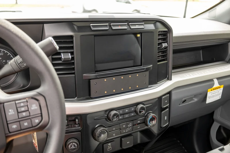 Ford Super Duty Commercial Dash Mount