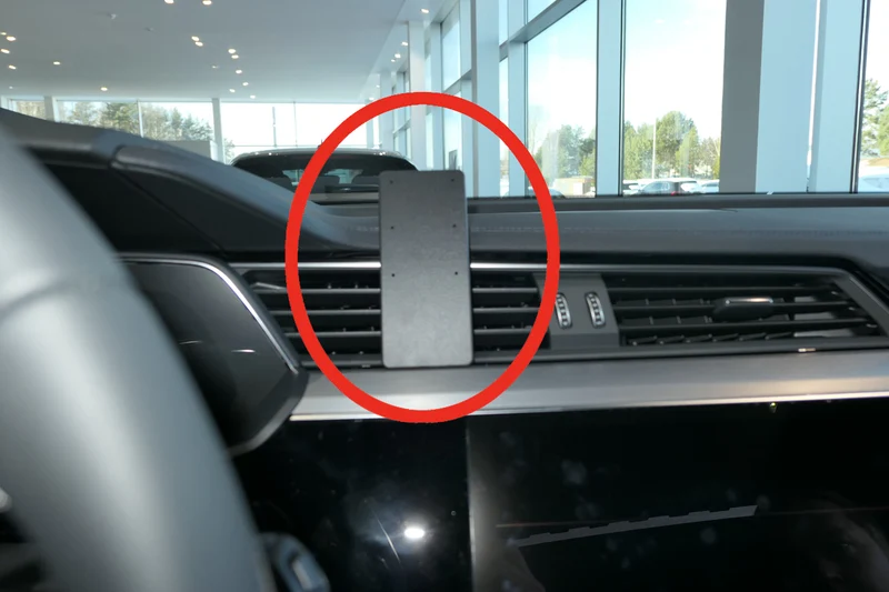 ProClip Fahrzeughalter 855503 - Mittelbefestigung - Audi Q8 e-tron 24-26, Audi e-tron 19-23