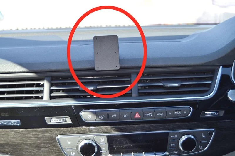 ProClip Fahrzeughalter für Rechtslenker 655492 - Mittelbefestigung, hoch - Audi Q7 16-19