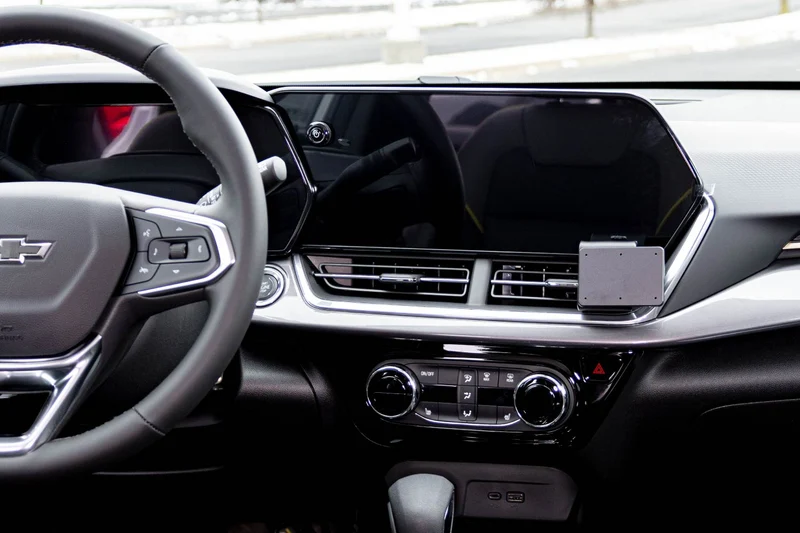 Center Dash Mount for Chevrolet Trax