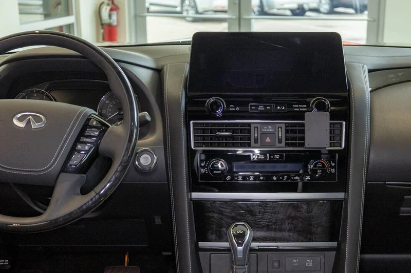 Center Dash Mount for Infiniti QX80, Nissan Armada