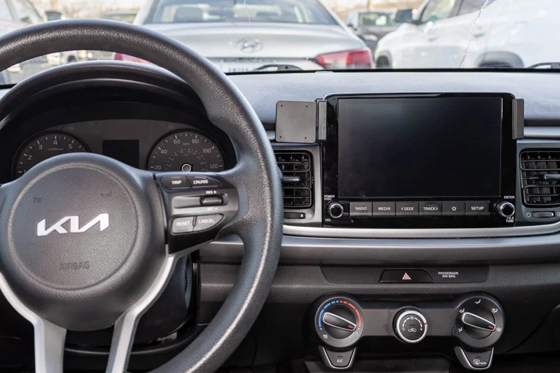 KIA Rio Center Dash Mount