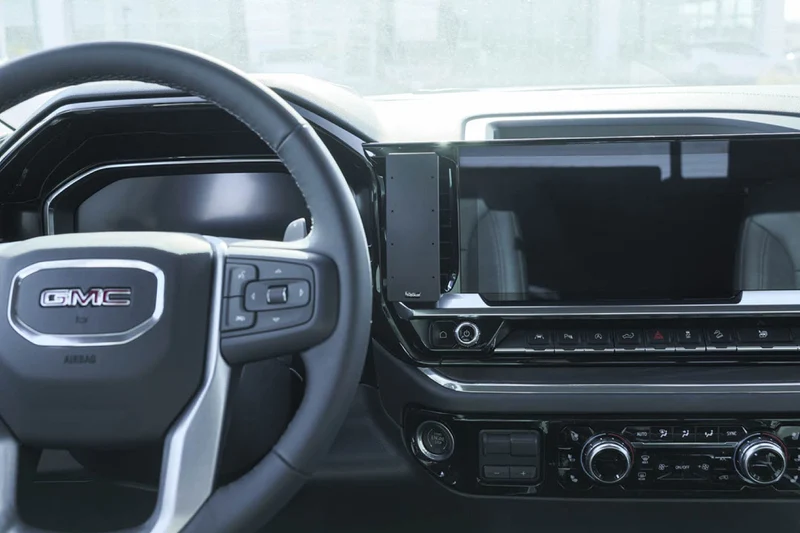 Center Dash Mount for Chevrolet Silverado and GMC Sierra