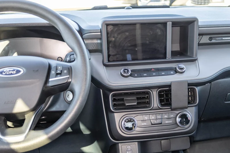 Center Dash Mount for Ford Maverick