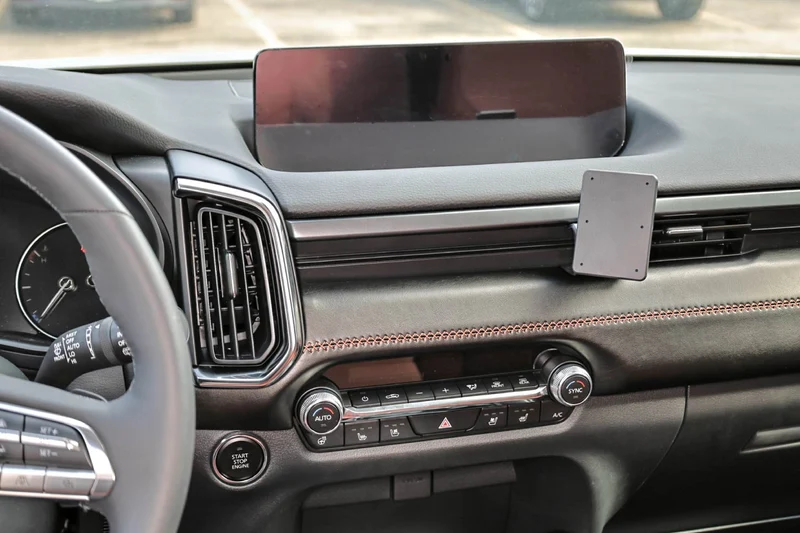 Center Dash Mount for Mazda CX-50