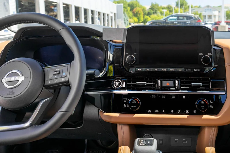 Nissan Pathfinder Center Dash Mount