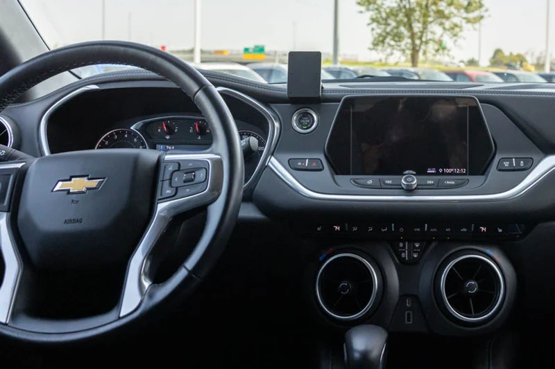 Chevrolet Blazer Center Dash Mount